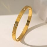 Artificial Classic Gold Screw Design Kada