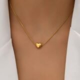 Heart pendant necklace for women